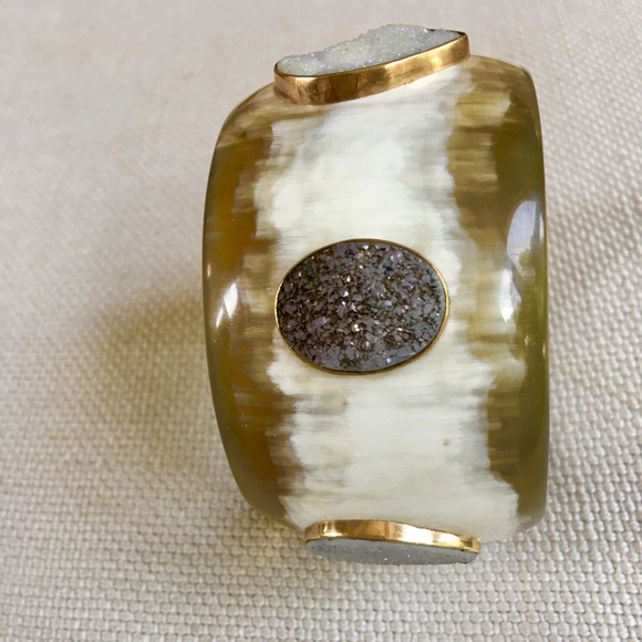 Sold ASHLEY PITTMAN Horn & Druzy Jua Bangle - Picture 5 of 5